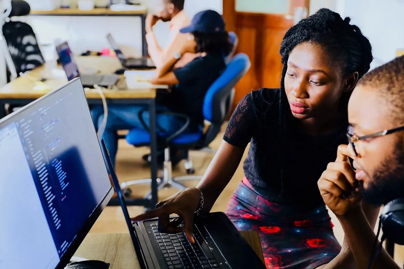 Internships-Young-Masters-Overview-How-It-Works Internships-Young-Masters-Overview-How-It-Works